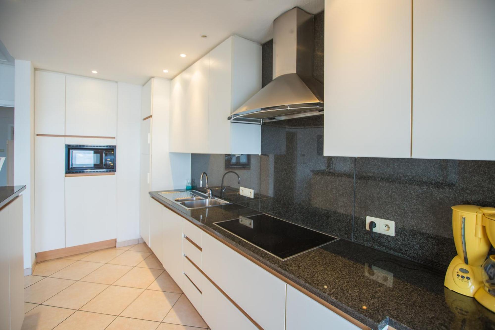 Bright Apartment With Sea View 오스텐드 외부 사진